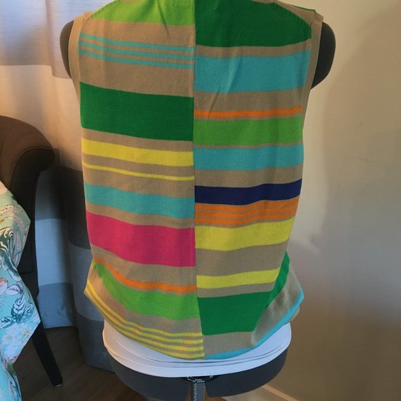 Liz Claiborne Sleeveless Shirt - Picture 4 of 8